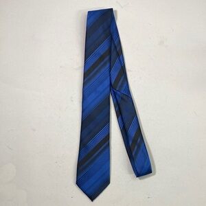 Bold Blue Striped Men's Tie - Modern Professional Look